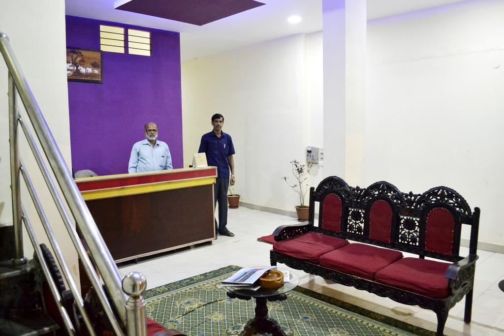 Galaxy Comforts Hotel Mysore Exterior photo