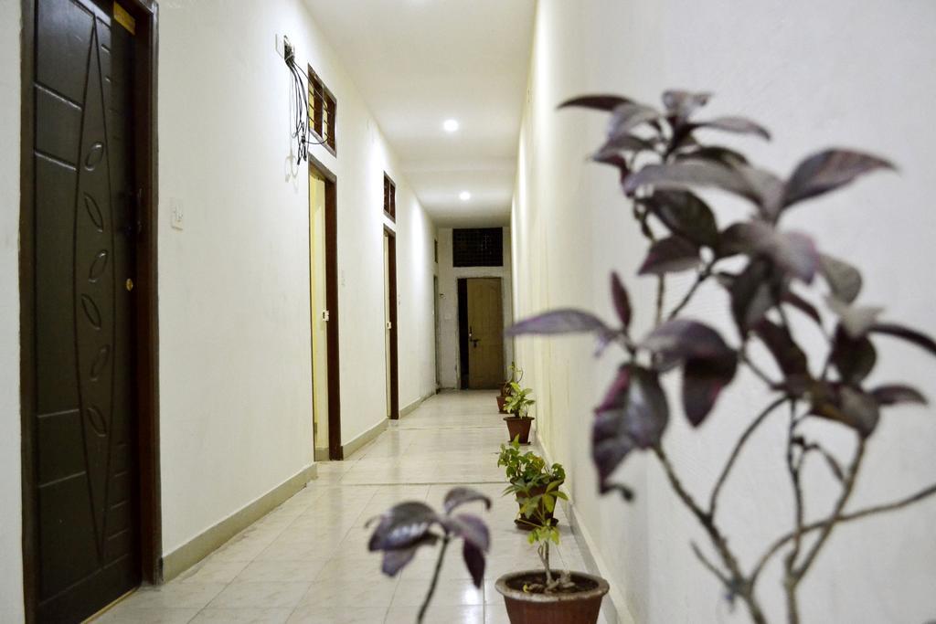 Galaxy Comforts Hotel Mysore Exterior photo